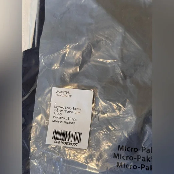 Lululemon Layered Long-Sleeve T-Shirt *Tennis Club
True Navy / White - Picture 4 of 9